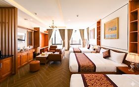 La Fleur Premium Central Apartment Hotel